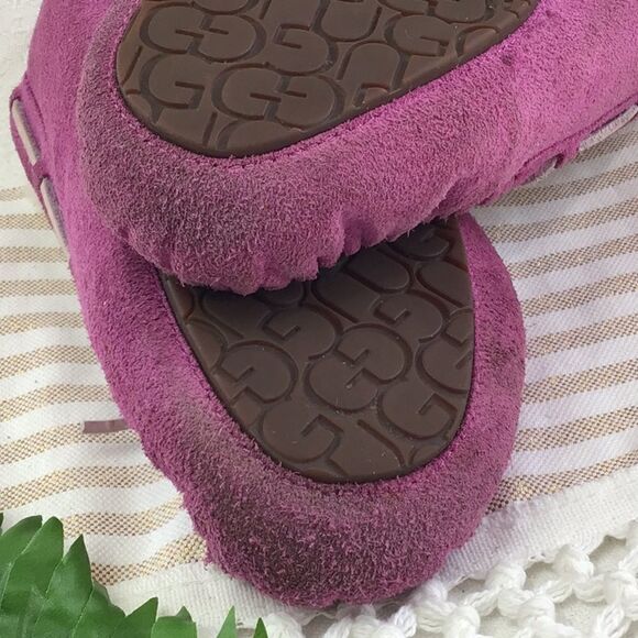 UGG Magenta Pink Sheepskin Lined Suede DAKOTA Slipper Moccasins - Picture 10 of 11